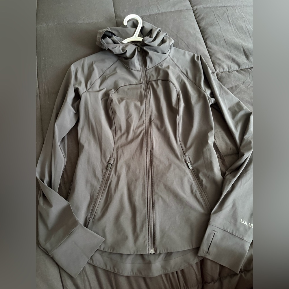Lululemon running jacket